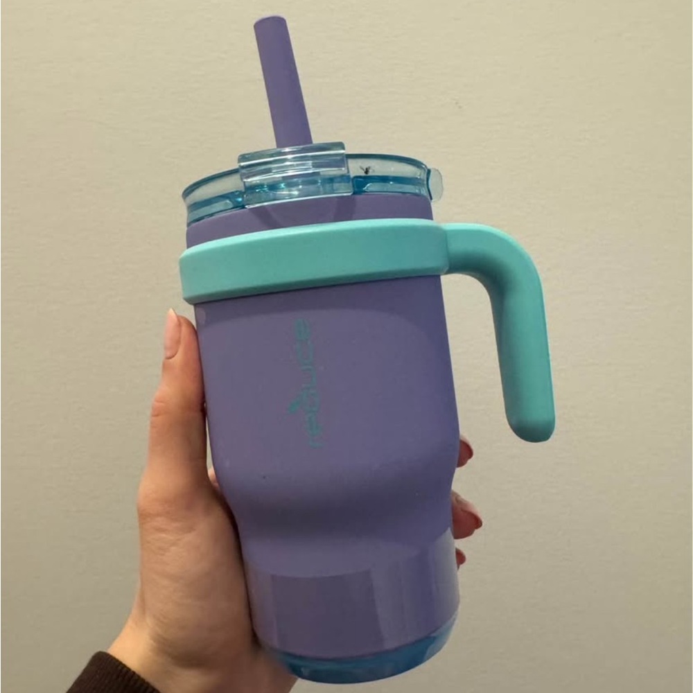 Kids Reduce Purple and Teal Tumbler with Straw